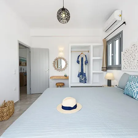 Parian Dream Naousa (Paros)